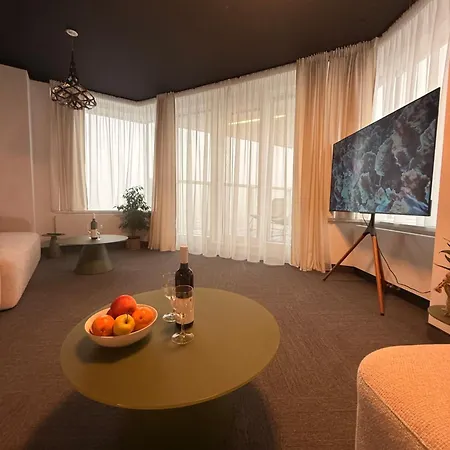 Zora Exclusive By Chors